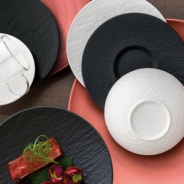 Schwarzes, mattes Steinzeug-Geschirrset, Markenset aus der Matt-Keramik-Teller-Set-Kollektion