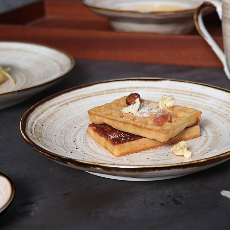 Suppenteller mit breitem Rand, cremebeige, rustikal