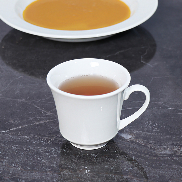 Oman Stars Hotel Lieferant Teetassen Porzellan Kaffeetasse Restaurant Lieferant Porzellan Weiße Kaffeetasse