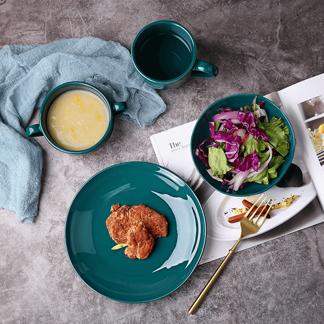 Luxus Geschirr Gold Grün Teller Set Geschirr Porzellan Happy Singles Abendessen Set Glänzend Keramik Steinzeug Geschirr Für Hotel