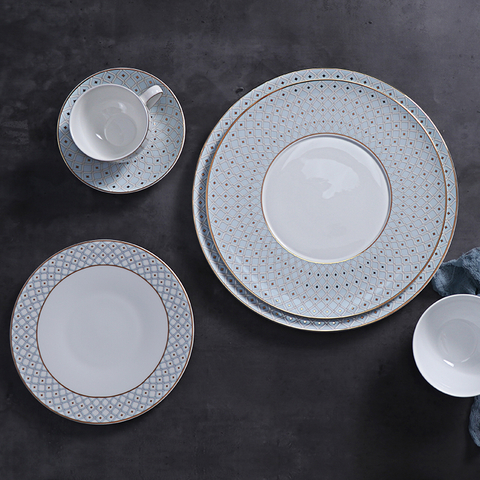 Weißes Geschirr aus Bone China, Bone China-Porzellan, Bone China-Geschirr