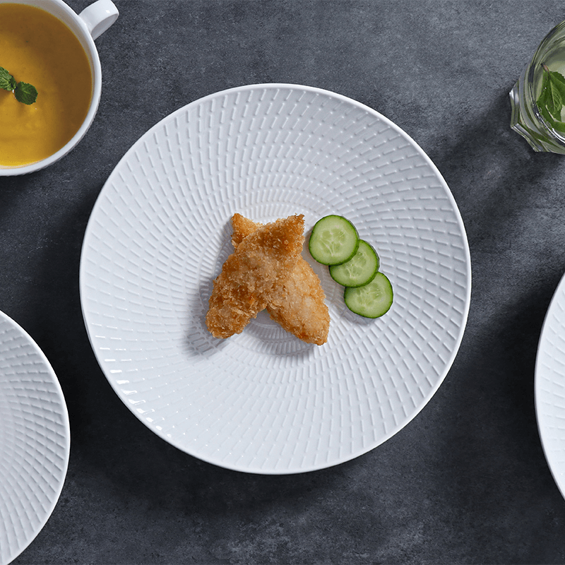 Guangzhou Hotel Lieferant Weiße Speiseteller Fine Dining Keramik-Partyteller Kundenspezifischer weißer Porzellanteller für Restaurants
