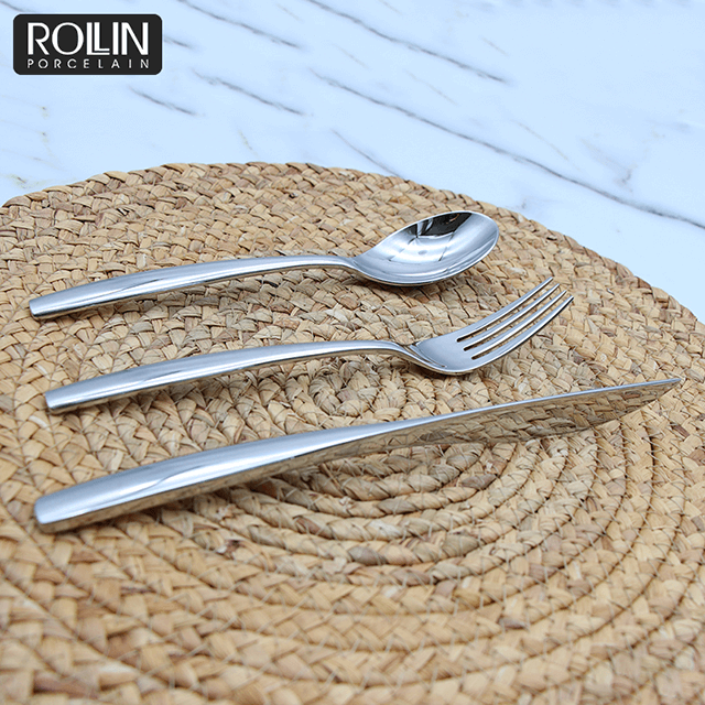 Kann individuelle Logo-Edelstahl-Bestecksets für das Hotel herstellen